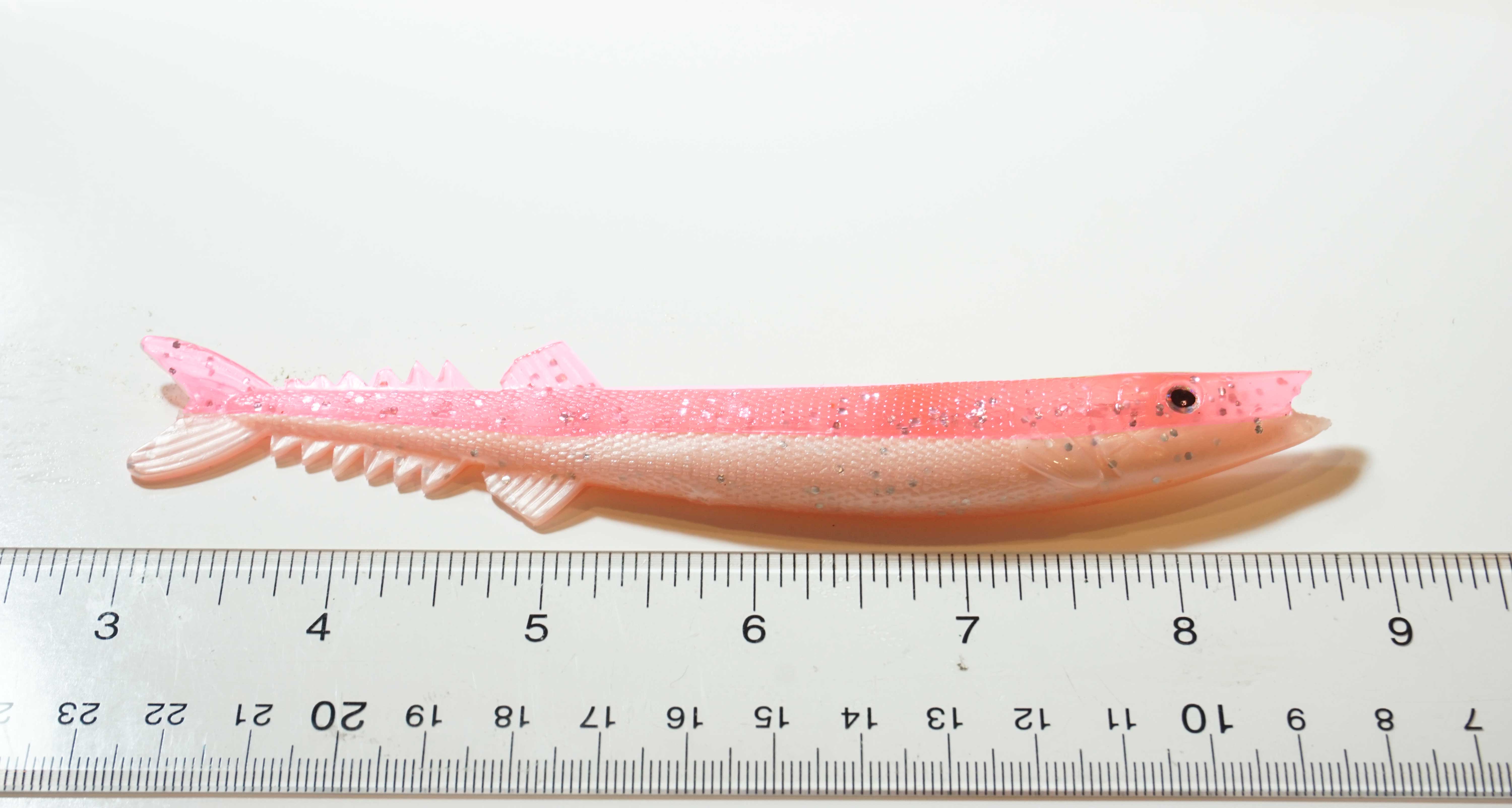 Soft Plastic Barracuda 6" Pink/Pearl - Click Image to Close